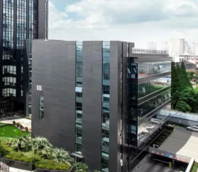 隆益华建筑劳务管理服务在大型工程项目中的实践应用